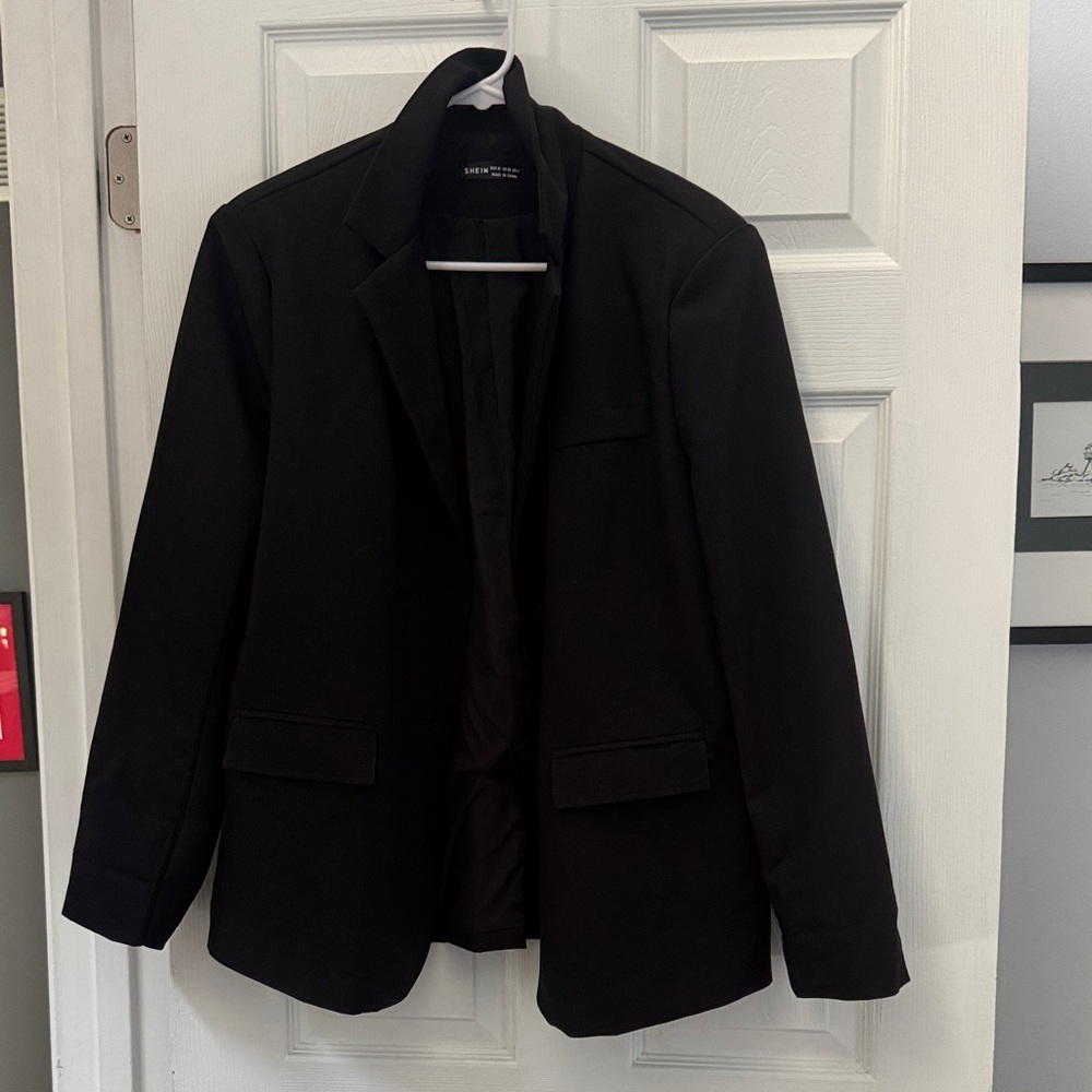 SHEIN Black Blazer- oversized